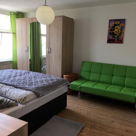 frühsonnige Innenstadt-Vollkomfort-Wohnung Zittau Exterior foto